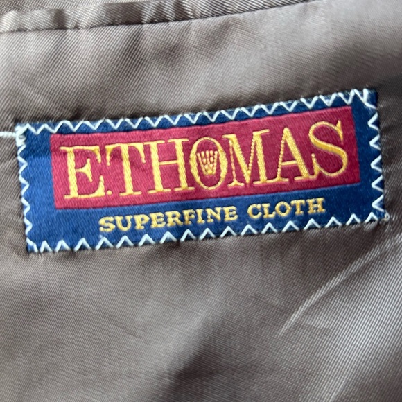 Made In Italy Wool/Cashmere Checkered Blazer​ - Picture 11 of 15